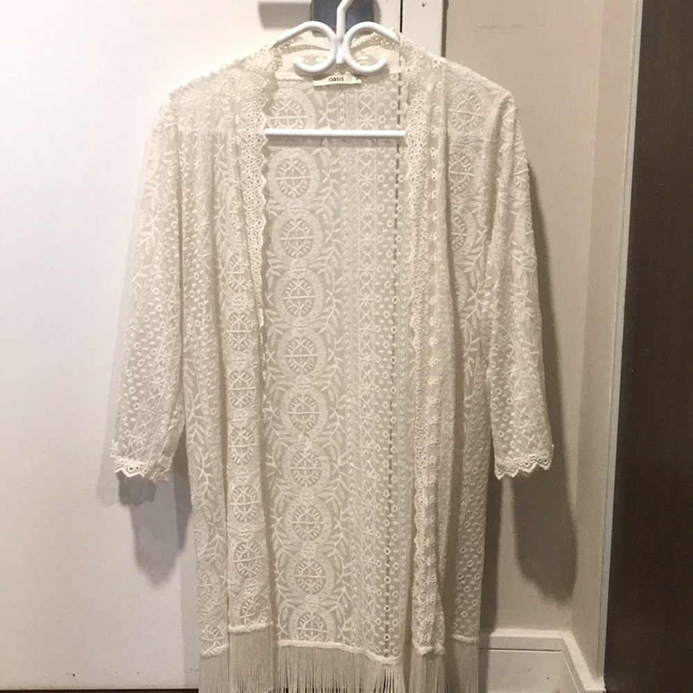 Oasis Lace Bohemian 3/4 Open Cardigan with Fringes